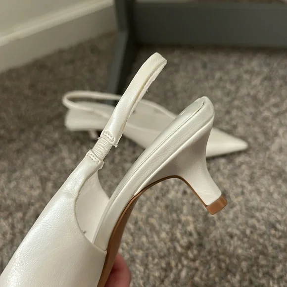 Stradivarius Opal White Kitten Heel - Picture 5 of 5